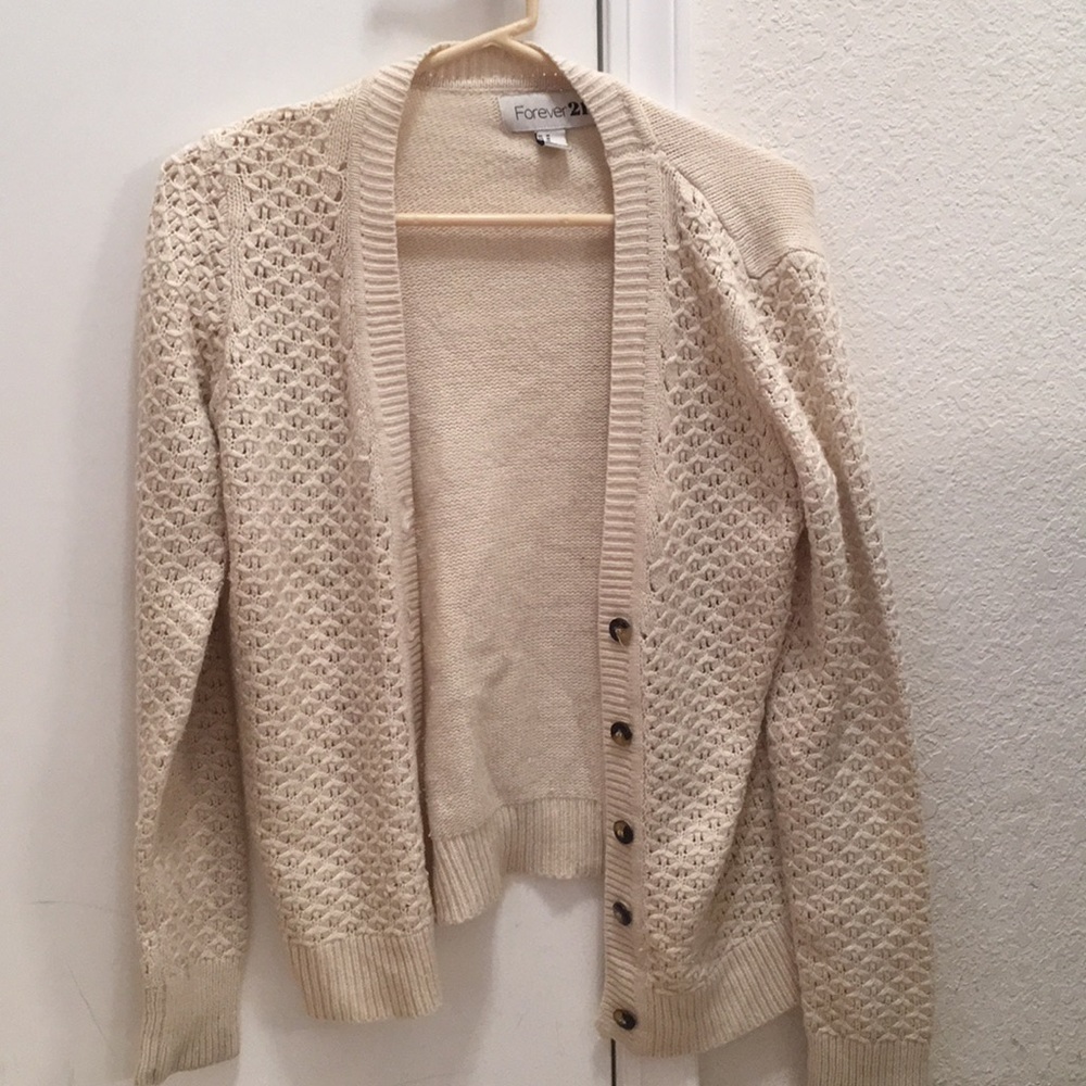 Off white cardigan with brown buttons